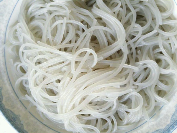 內(nèi)蒙古某鮮粉條查出鋁殘留超標，食品安全檢測儀幫助企業(yè)解決此問題